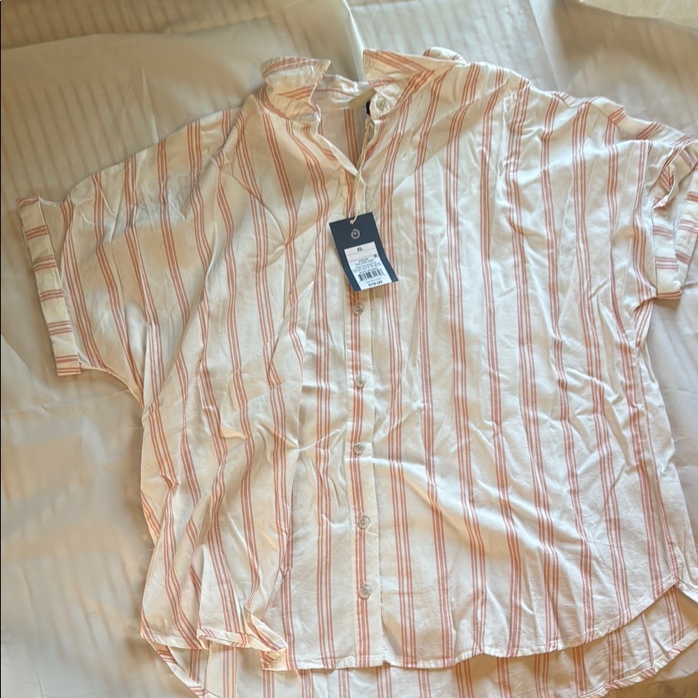 Universal Thread Pink and White Button Down Shirt